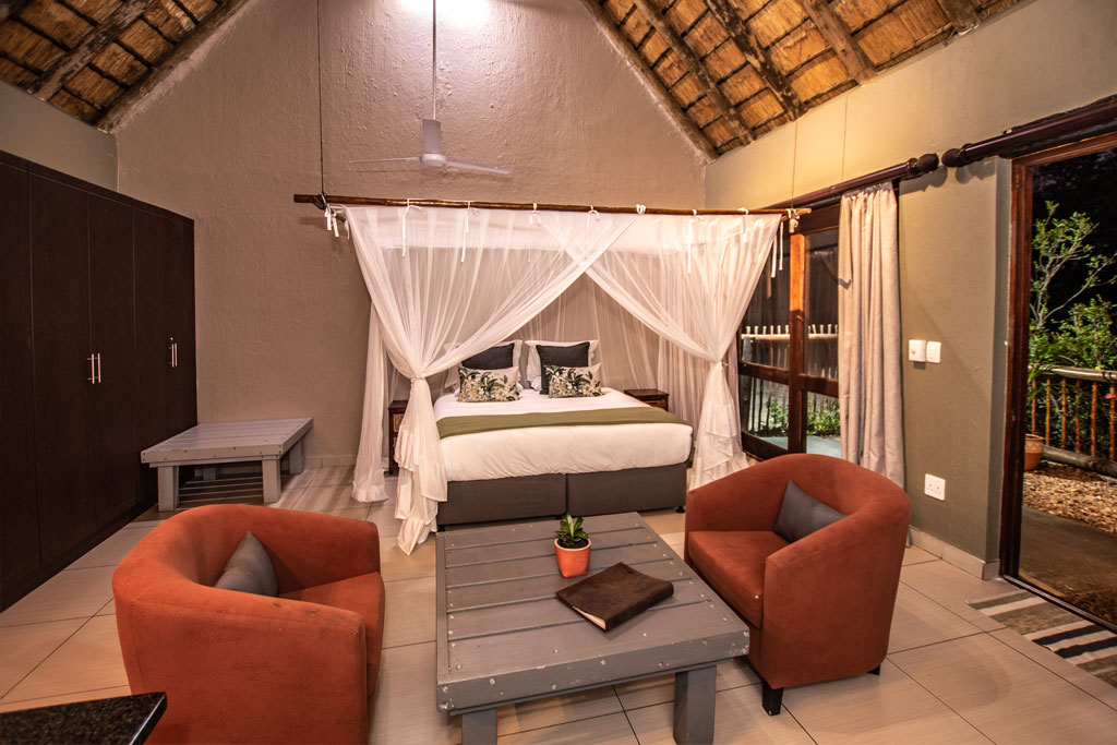 Accommodation at Leopards Lair Bush Lodge